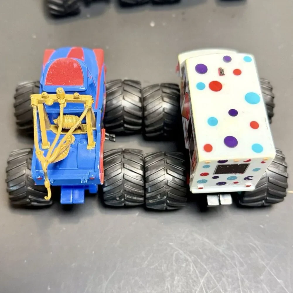 Disney Pixar Cars MONSTER TRUCK MATER PADDY I-SCREAMER Disney Store 1:43 USED